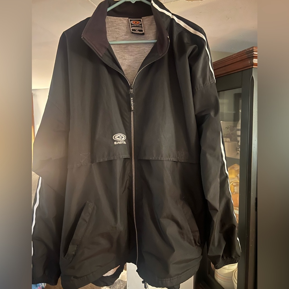 VTG Easton Weather Resistant Men's Black/White Warm Up Jacket W/Pockets X-Large
